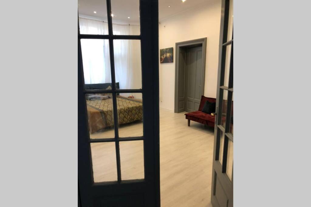 Apartamento Outstanding 3Br Ultracentral Cityview Balcony Aaa Bucarest Exterior foto