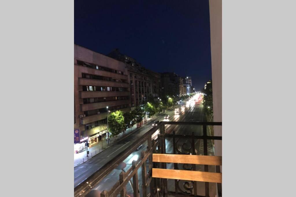 Apartamento Outstanding 3Br Ultracentral Cityview Balcony Aaa Bucarest Exterior foto