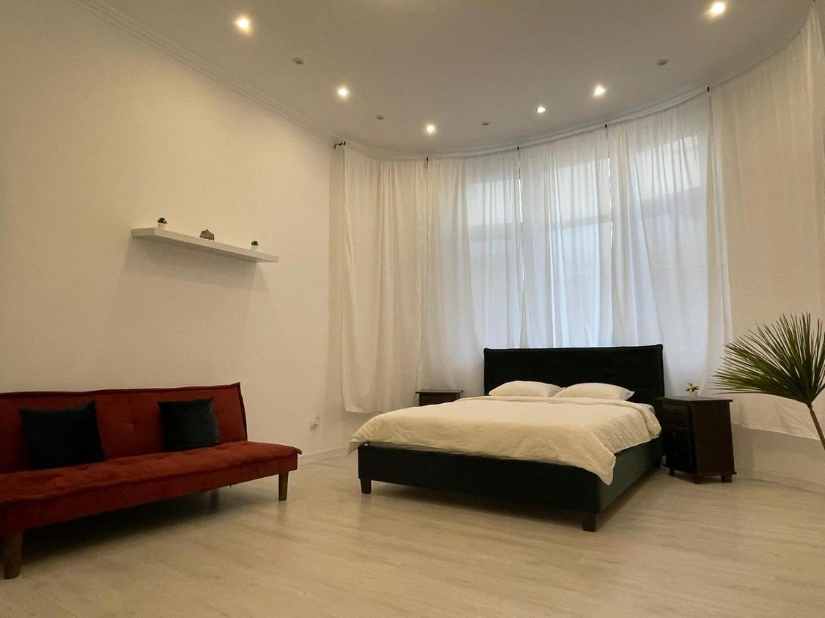 Apartamento Outstanding 3Br Ultracentral Cityview Balcony Aaa Bucarest Exterior foto