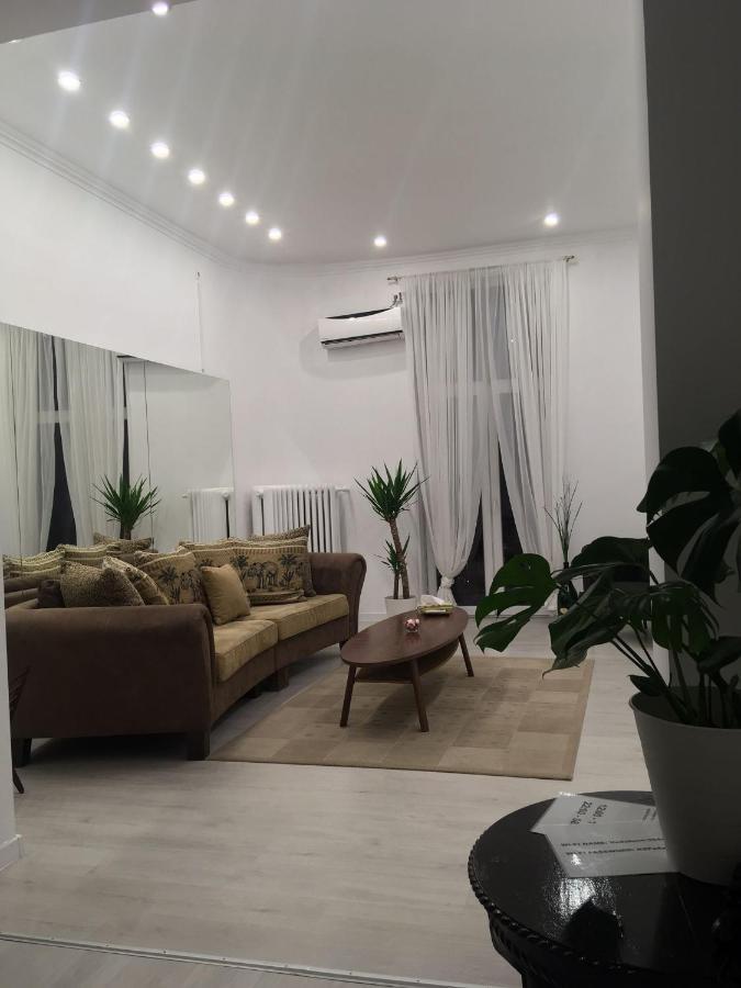 Apartamento Outstanding 3Br Ultracentral Cityview Balcony Aaa Bucarest Exterior foto